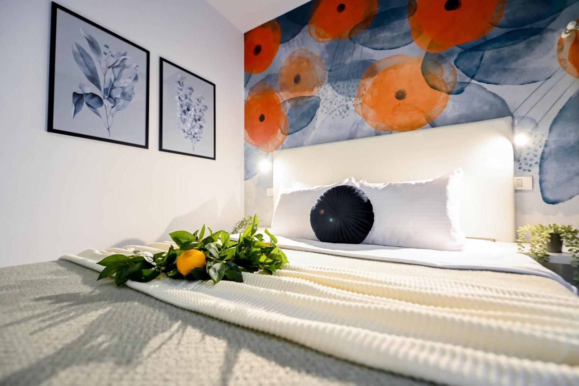 Urban Paradise - Modern Central Accommodation Bucareste Quarto foto